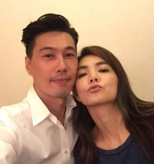 ella与老公结婚周年庆,七年未痒,曾经被大家称为"假小子"