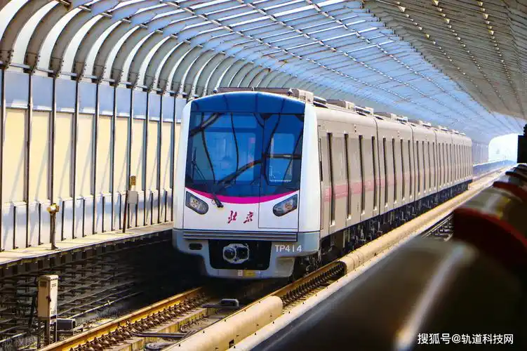 北京地铁1号线今年将建支线!还有12条地铁 6条铁路—_项目_工程_发展