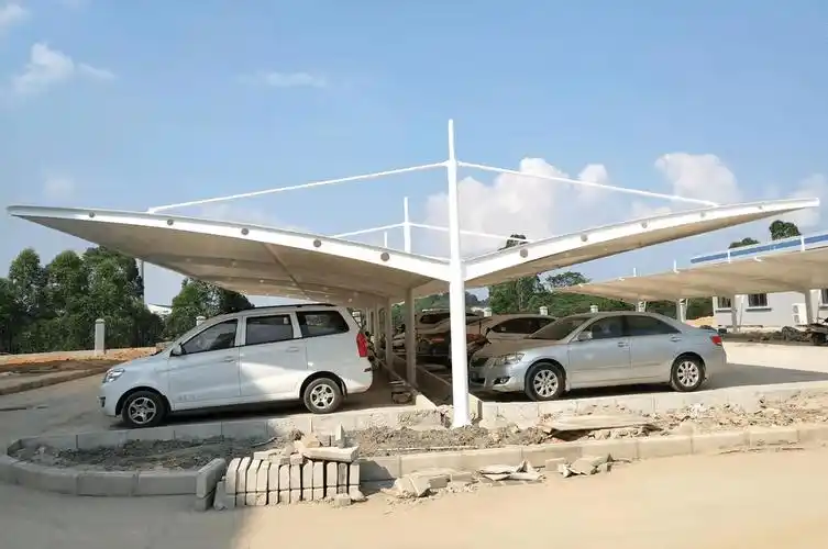 双臂双边张拉膜停车场膜结构车棚