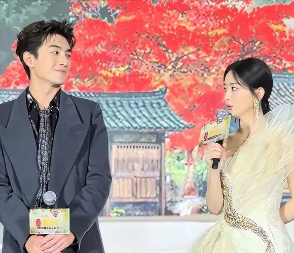 林更新把对女明星的宠爱,似乎全给了赵丽颖,网友:可惜只是朋友