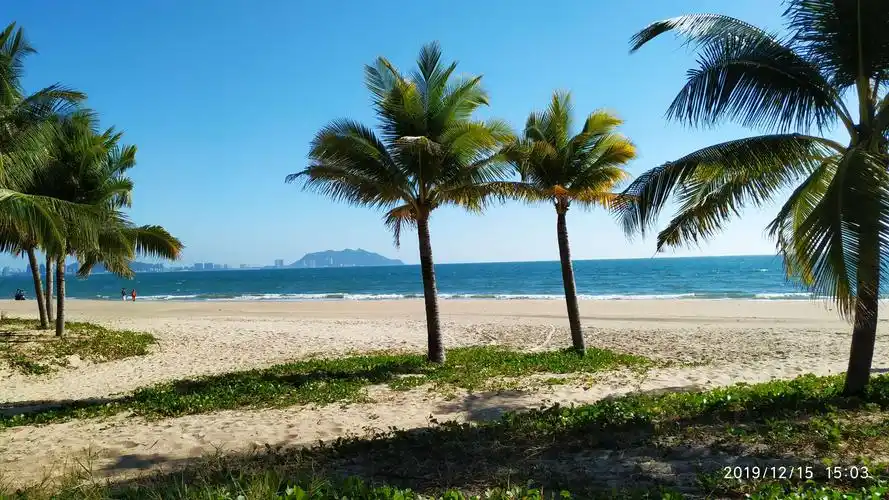 海南自由行(五):海南三亚椰梦长廊海滩,亚龙湾海滩风光(2019.12.