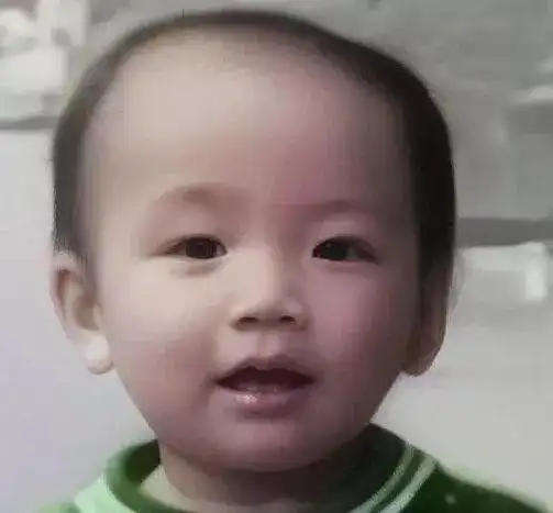 明星童年高清修复照他们小时候真的好可爱啊