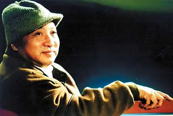 坎坷作曲家王酩逝世25年妻子延续他的音乐梦但害怕看春晚