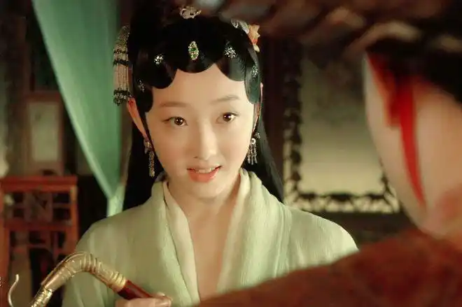 演林黛玉被熟知,离开李少红后戏路变窄,年过30的她能否再翻红|蒋梦婕