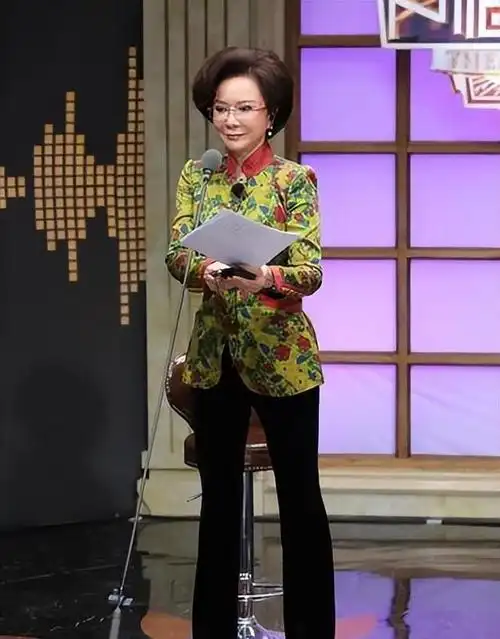 隐瞒37年不暴露,是蔡明的骄傲同样是心病