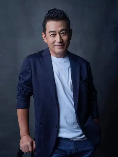 王志飞母亲聋哑人养出明星儿子王志飞因没给她买空调愧疚终生