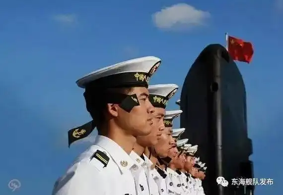 军人的表情不只一面,这是海军不一样的"表情包" - 中国军网