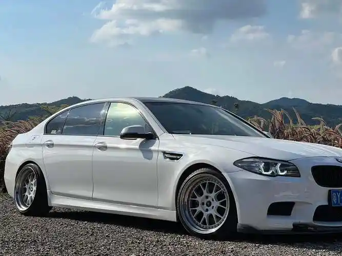 宝马5系穷小子轻度改装