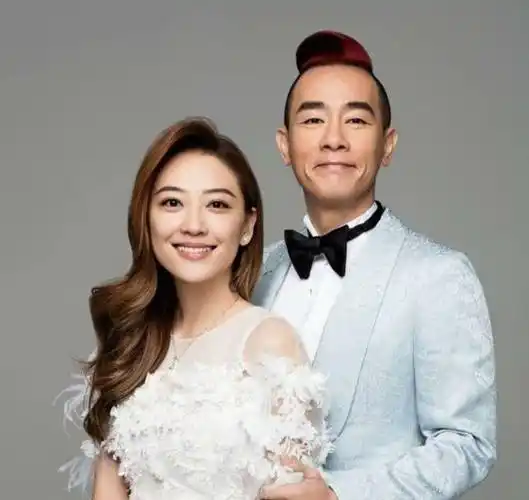 从撒狗粮到冷漠无爱,向佐郭美女婚姻现状令人唏嘘_向太_应采儿_黄婉佩