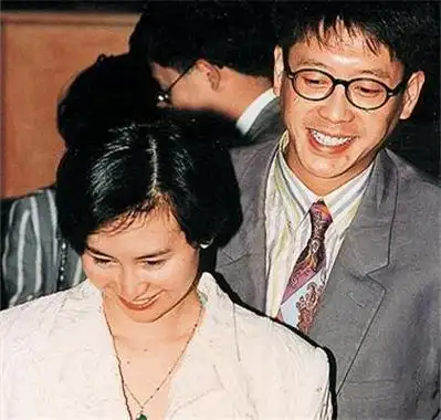 回顾许晋亨好命情史46岁坐拥香港女星天团22年爱8个人间绝色
