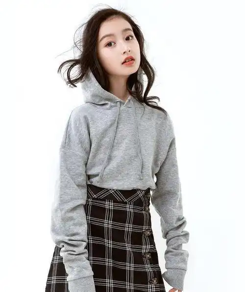 4位最美05后女童星黄多多第三裴佳欣第二第一就厉害了