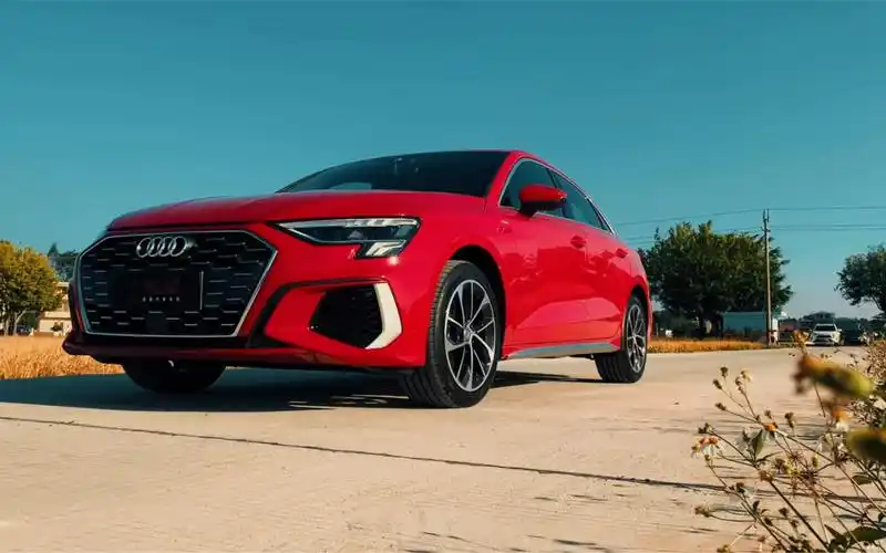 2021年最新红色款奥迪a3极具性价比的豪车入门款