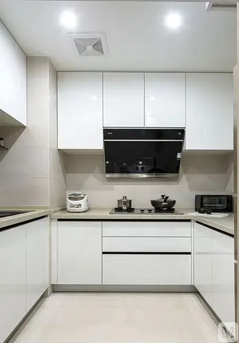 简约厨房组合柜装修效果图