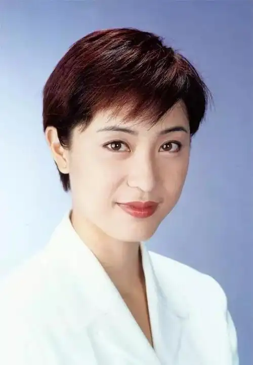 香港tvb女明星短发(论女星的短发造型)(2)