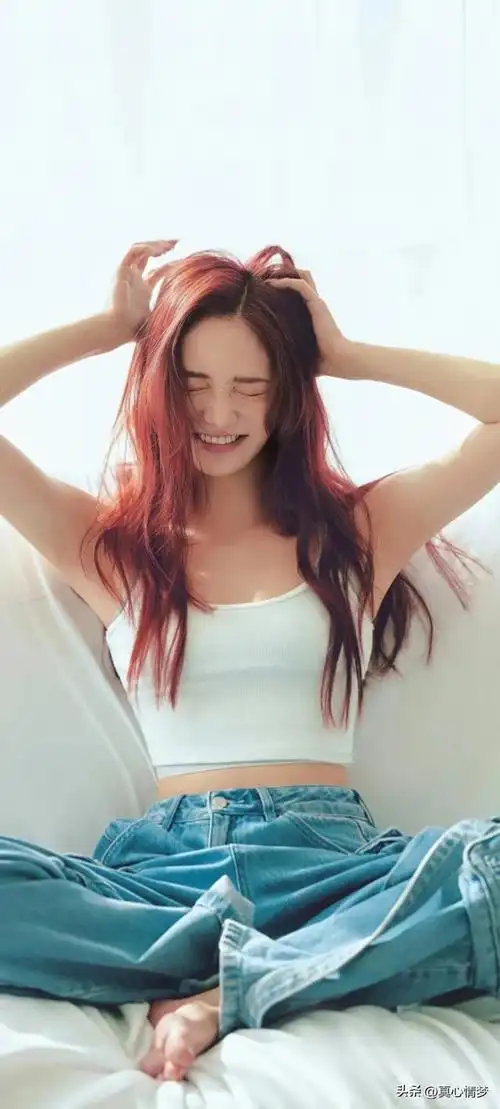 珍藏明星壁纸(95)小洁|如花|玫瑰|模特|周洁琼|蔡允洁_网易订阅