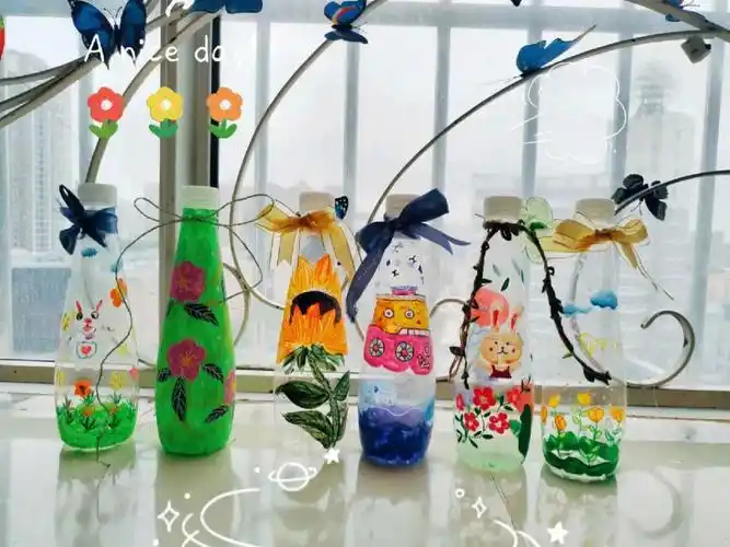 丙烯马克笔绘制透明饮料瓶