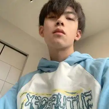 很好看的又很精致的森系帅气男头 很安静的又很气质的舒心男头_男生