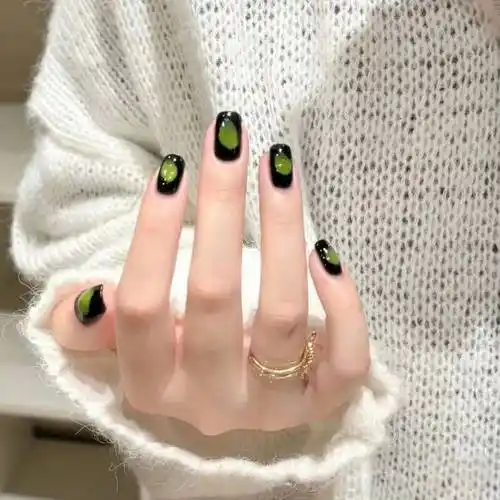 夏季绿色美甲合集,牛油果绿真的显手白!