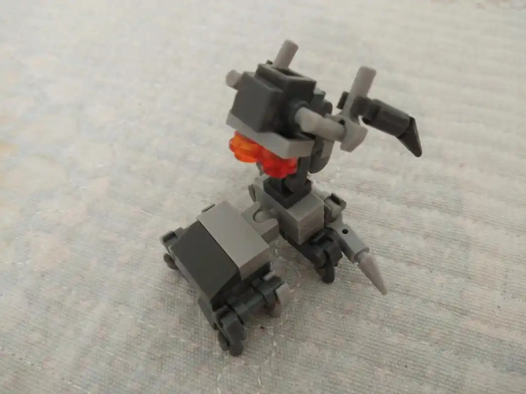 原创moc变形金刚电影霸天虎手术刀 预计后天出教程