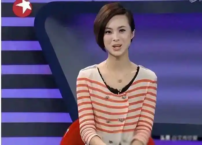 23岁嫁大18岁主持程雷妻子不惧患难的故事