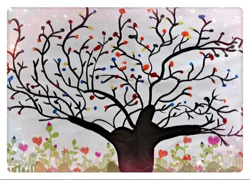 "艺术手印树"