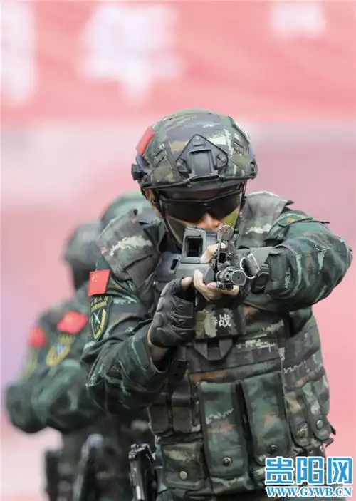 武警贵阳支队开展军营开放日活动