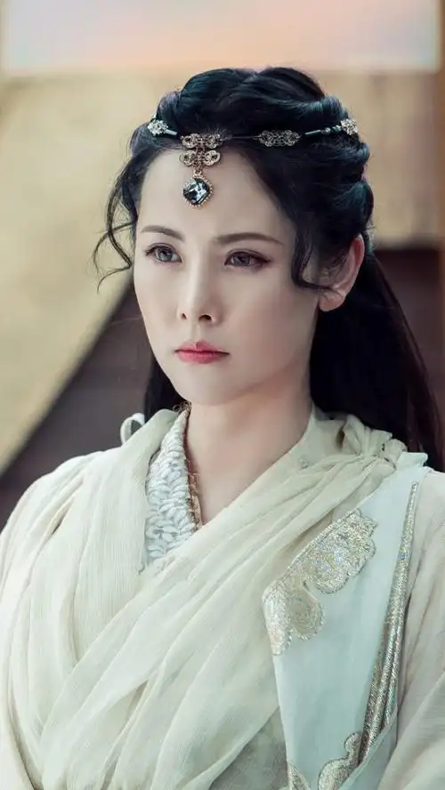 杨明娜倚天屠龙记