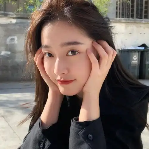 头像女生冰镇山楂气泡水