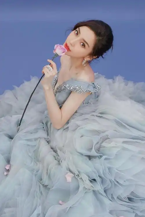 angelababy一身仙女裙!_高清图集_新浪网