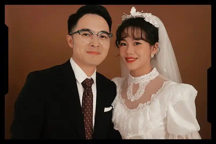 心碎了90年代复古婚纱照真的很显老气吗