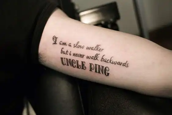 男人臂部英文短句纹身伤感的英文纹身短句纹小手臂