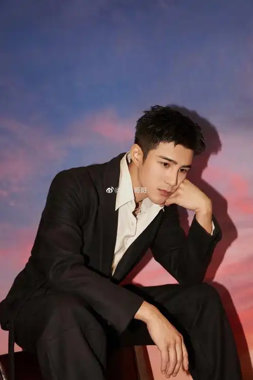 姜潮斑斓晚霞大片