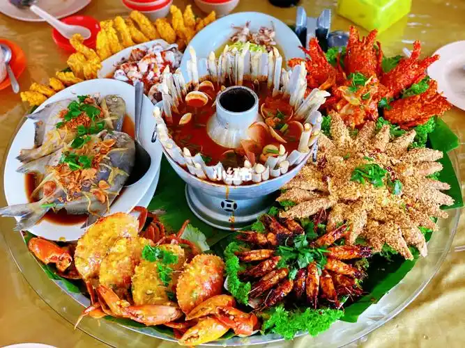 网络爆红至尊海鲜龙虾大拼盘02