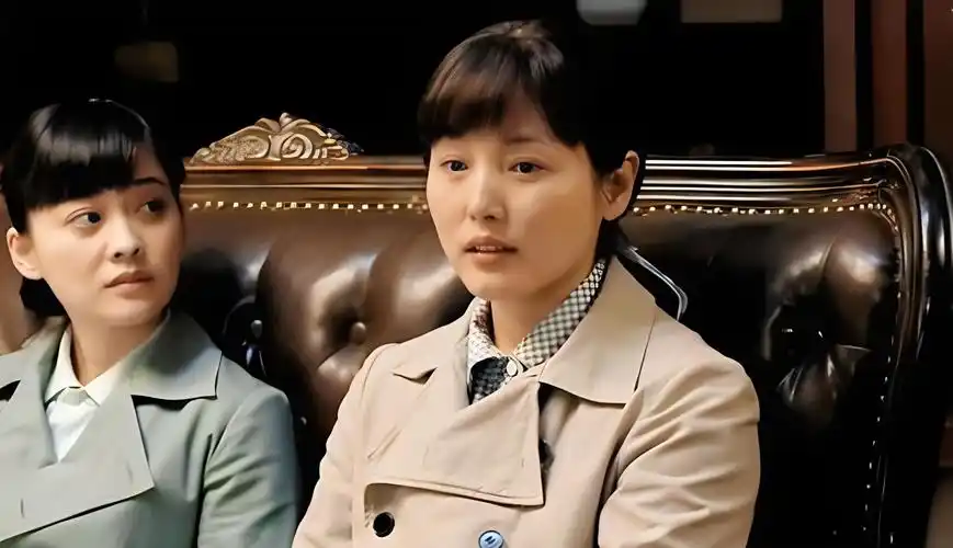 回顾演员张延暴瘦20斤她的坚持是父母爱情中不可或缺的存在