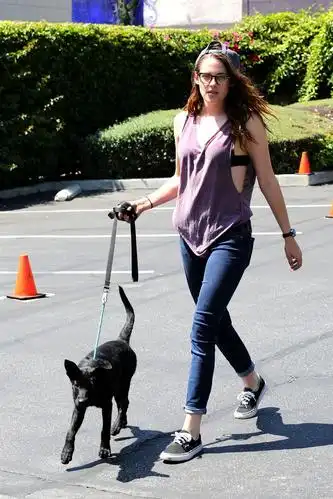 克里斯汀·斯图尔特街拍第一弹