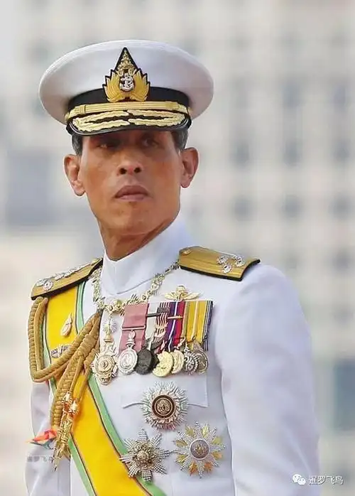 泰国国王拉玛十世加冕大典盛大举行一文回顾成长史