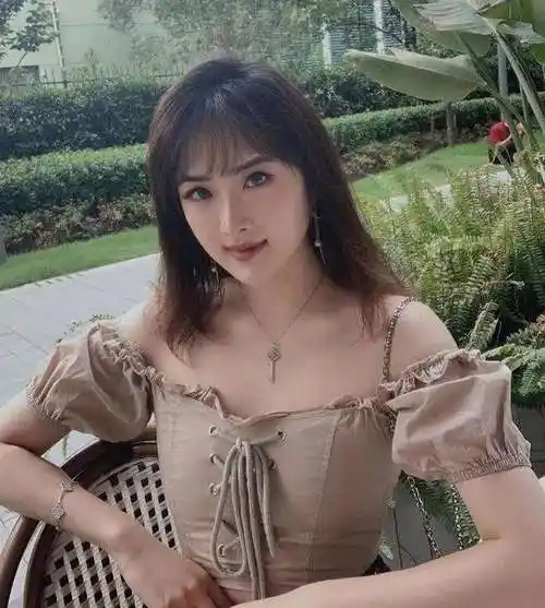 姚安娜(中国内地女歌手)_摘编百科