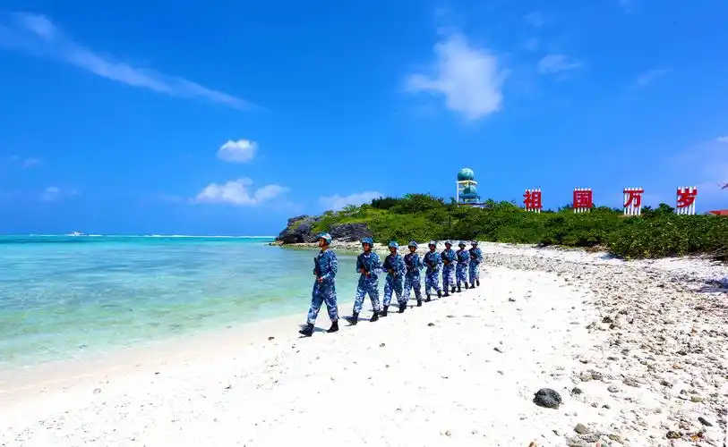 植树节别宅了来一起为军营添绿