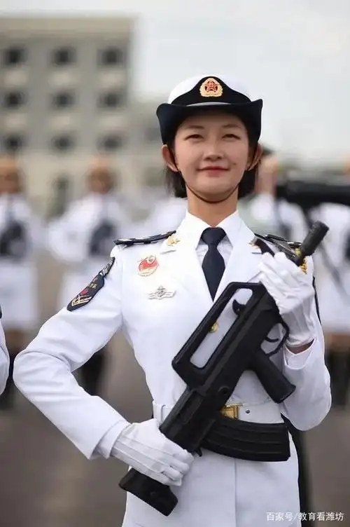 江苏军人女学霸:服役于西部战区,以新兵身份"亮相"国庆阅兵!