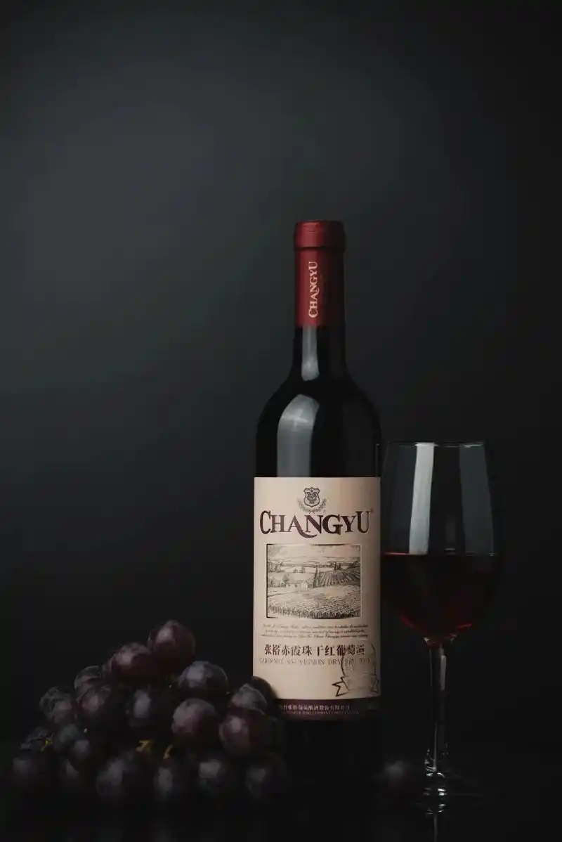 酒,是喜欢和爱好.仿拍的.#摄影 #商业摄影 #红酒拍摄 - 抖音