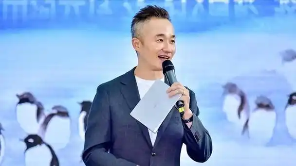 程雷和妻子王萌萌的感情虽相差18岁但依旧甜蜜如初