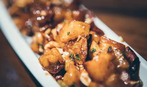 能够有更多的朋友了解和品尝到丝恋品牌带来的更多贵州特色小吃美食