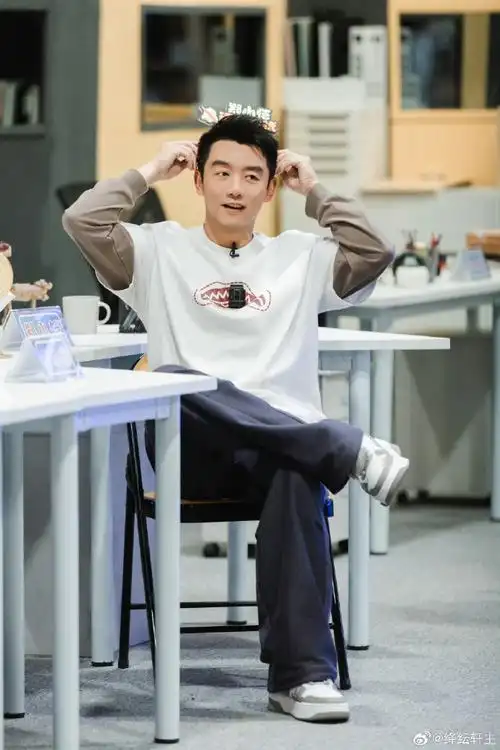 郑恺[超话]##郑恺##奔跑吧郑恺