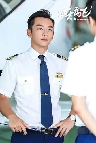 2021剧「穿制服的男主」9:郑恺《壮志高飞》飞行员