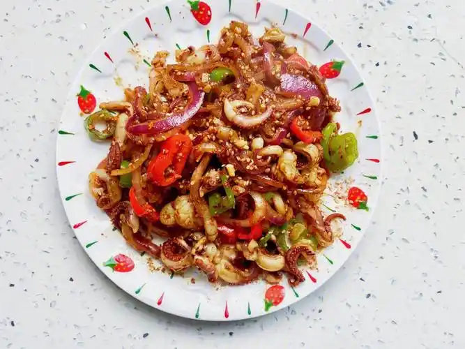 辣炒鱿鱼