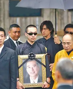 老照片直击陈启礼世纪葬礼:台湾竹联帮前帮主,万人前来悼念