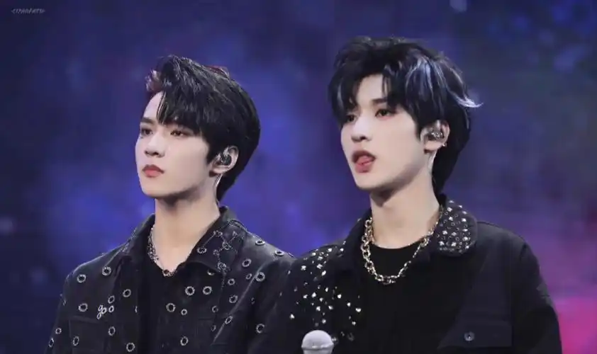 求一些文严文的be文#推文  #be  #严浩翔  #刘耀文  #文严文