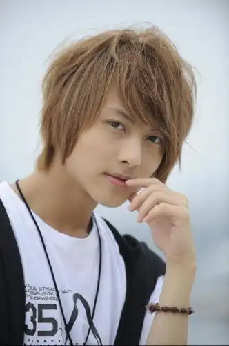 鬼鬼现在怎么了,生病了?什么胃出血