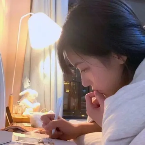 有没有很仙的女头像(真人)?