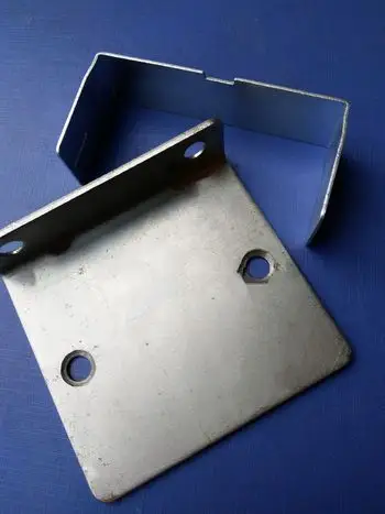 冲孔折弯金属铁片 u型铁片冲压加工 来图定制